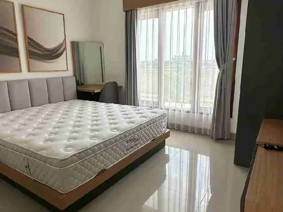 Rumah Disewakan One Gate System Fully Furnished Di Seminyak - Image 2 of 8