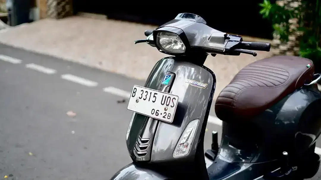 VESPA SPRINT 150 IGET ABS 2018 GREY - TERMURAH - Image 2 of 8
