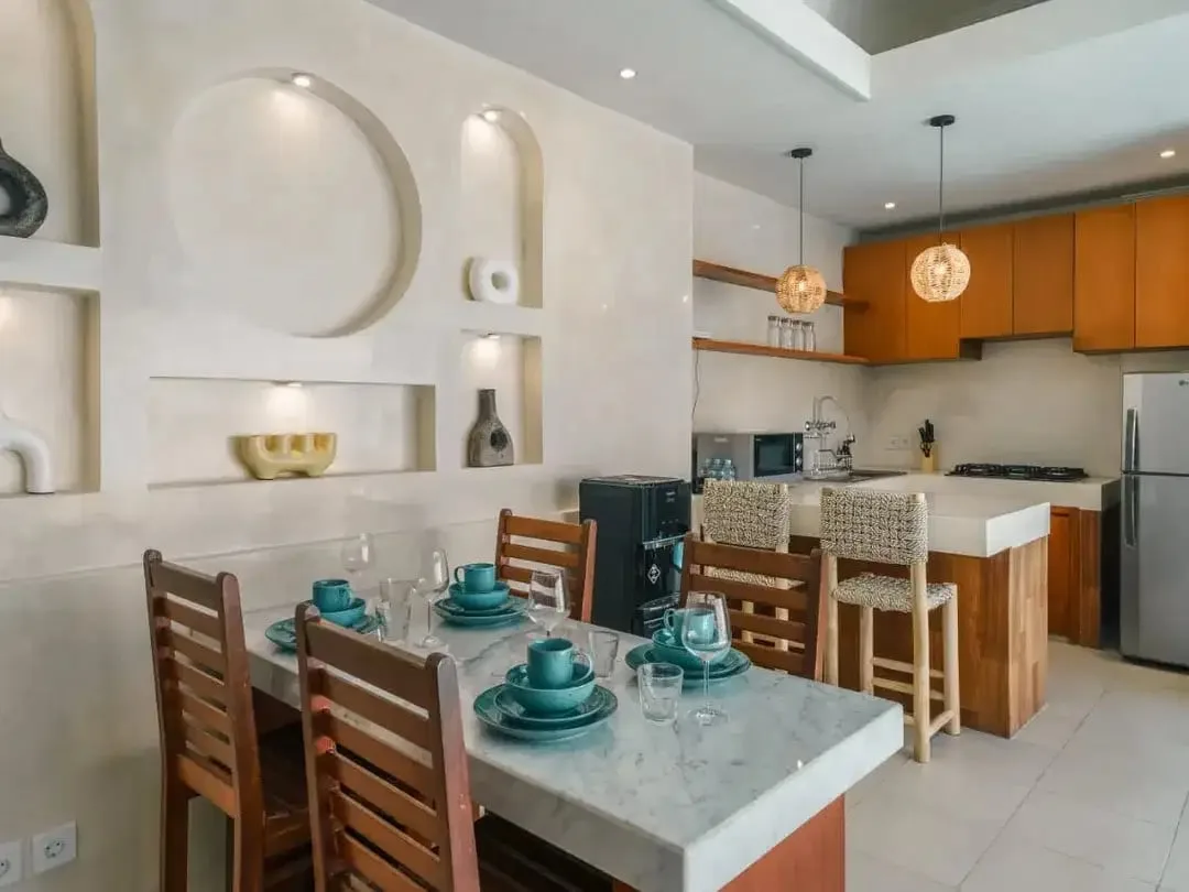 FOR RENT VILLA 3BR BEST LOKASI  JUST WALKING DISTANCE SHOPS, CAFE BRAWA CANGGU - Image 5 of 7