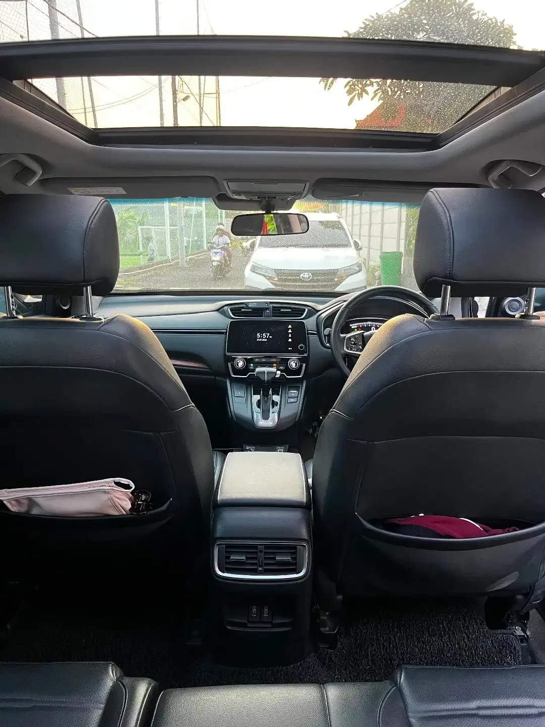 HONDA CRV TURBO 1.5 PRESTIGE SENSING 2021 - Image 7 of 8