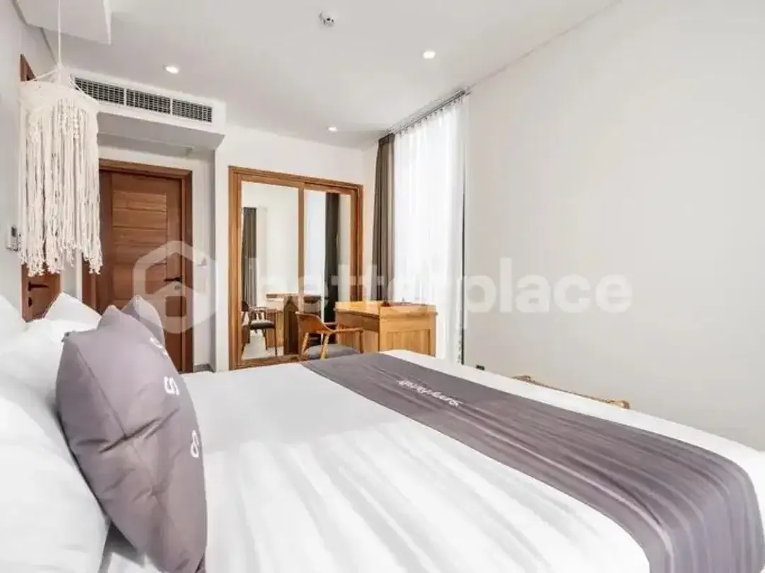 Modern 2 Bedroom Apartment in Prime Location, Batu Bolong - Image 10 of 10
