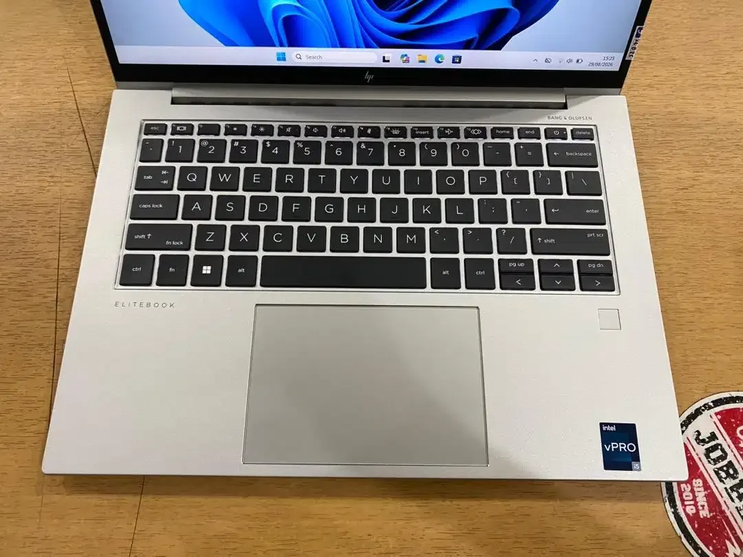 HP Elitebook 840 G10 Core i5Gen13 Ram 16GB SSD 512GB Touchscren Mulus - Image 3 of 10