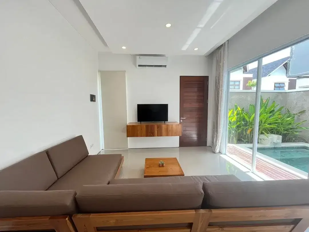 MODERN TROPICAL VILLA IN UNGASAN JIMBARAN - Image 3 of 10
