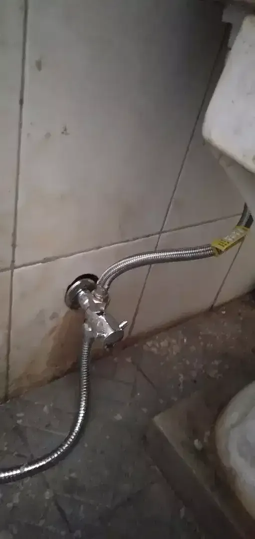 Tukang pompa,kloset duduk,tandon,wastafel,water filter,waterheater,dll - Image 7 of 7