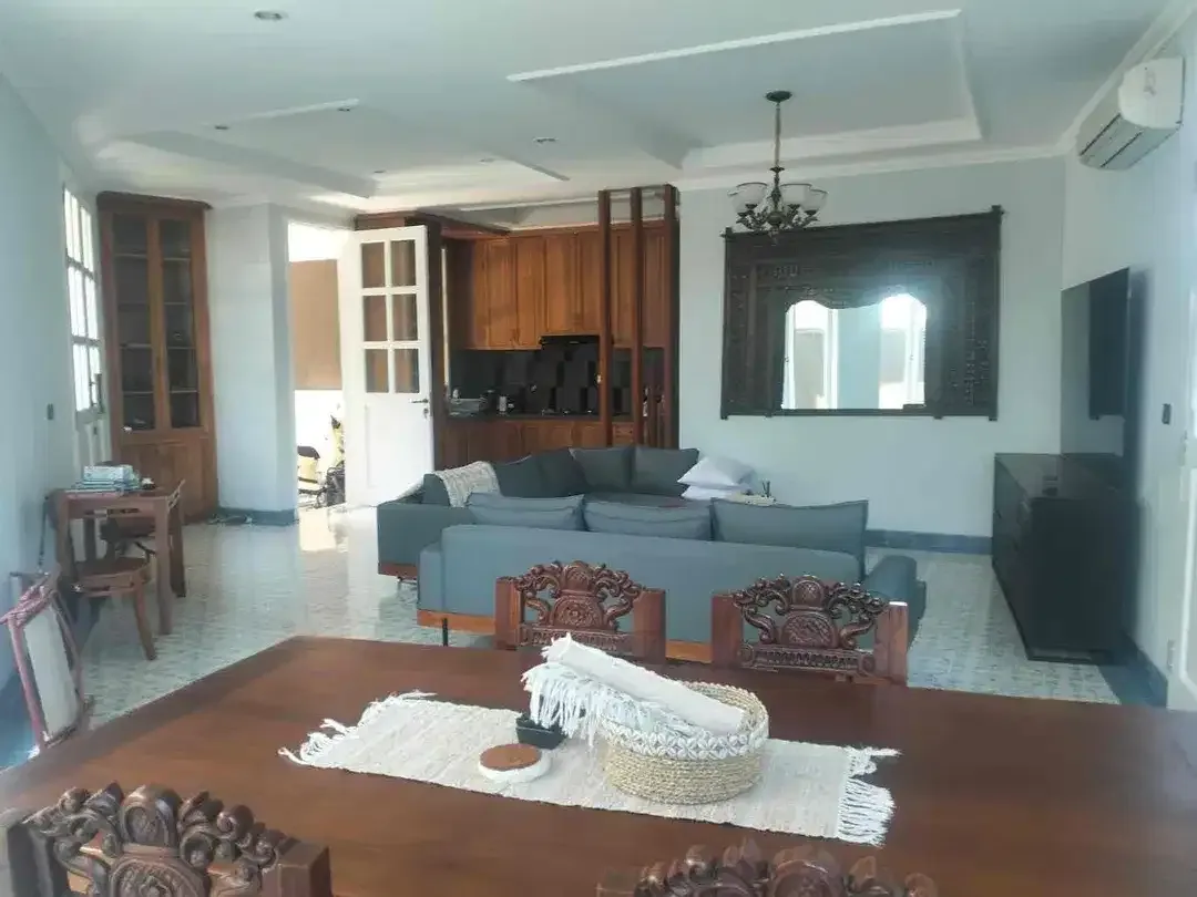 VILLA FULL FURNISH PRIVATE POOL DI KEROBOKAN DB - Image 2 of 8