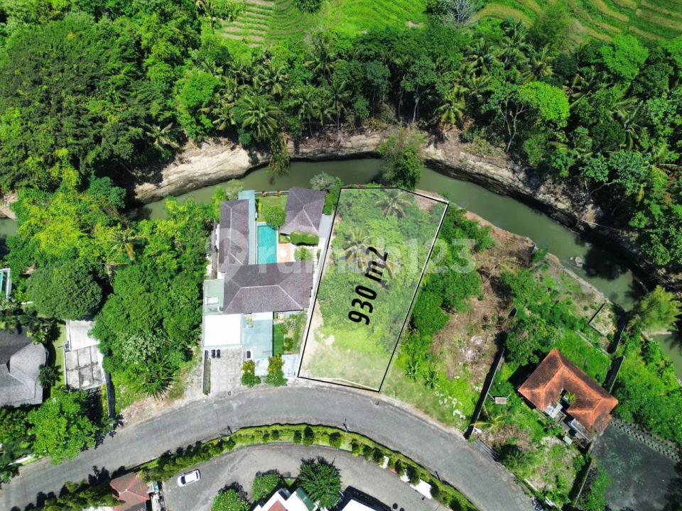 Freehold Land Green Lot - Munggu Bali 930M2 - Image 1 of 4