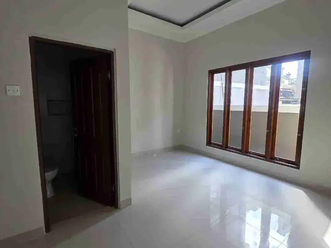 Rumah Baru Gress Cluster One Gate Trengguli Dkt Mall Living Jl5mtr - Image 7 of 10