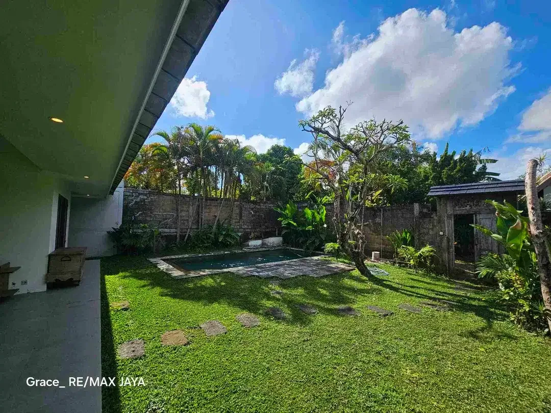Serene 2 Bedroom Tropical Villa at Kerbokan, near by Lollypop School - Image 3 of 8