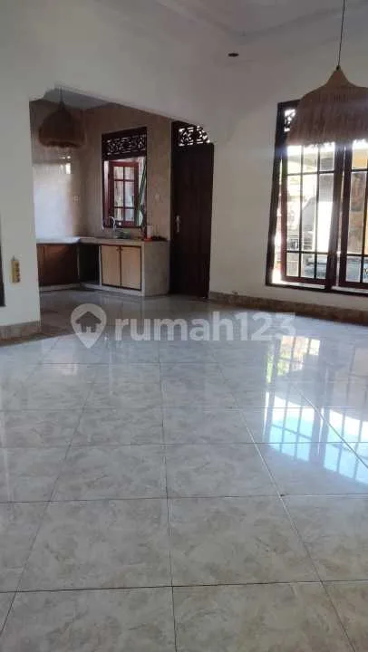 Disewakan Rumah Jl Gurita Denpasar Bali - Image 1 of 4