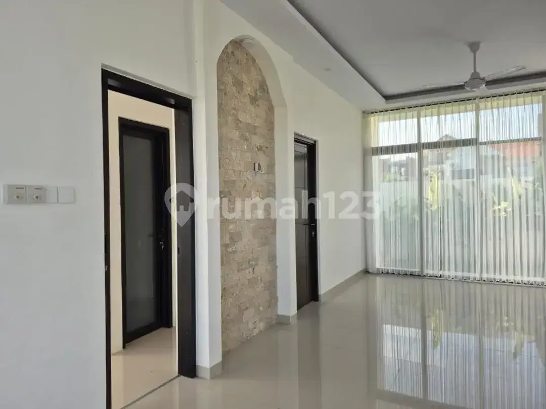 Disewakan Villa Cantik Estetik Lingkungan Sejuk dan Tenang - Image 5 of 5