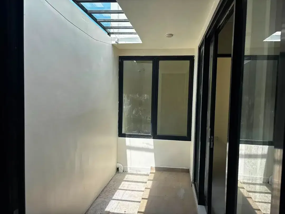DIJUAL/DISEWAKAN RUMAH MODERN MINIMALIST 1 LANTAI - Image 6 of 8