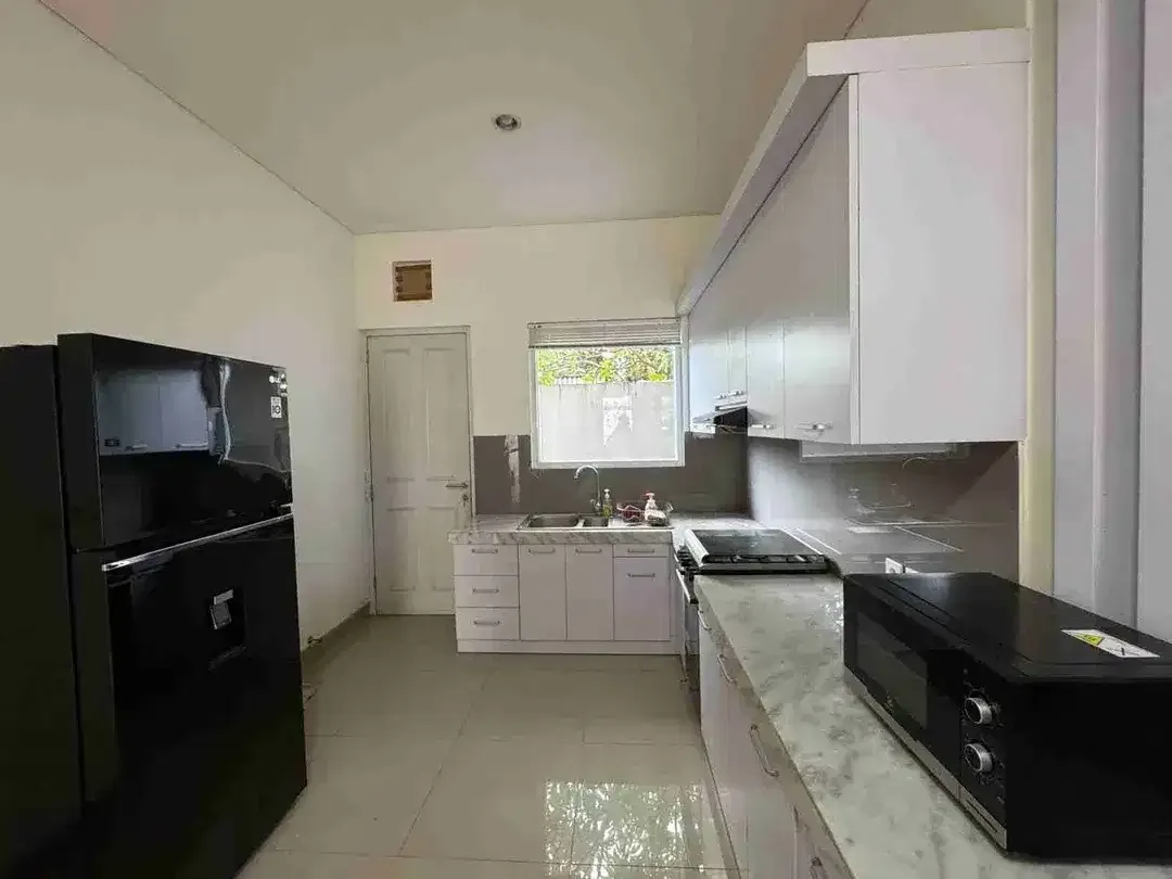 Di Jual Rumah di Kawasan Renon Lokasi Sangat Strategis. - Image 5 of 10