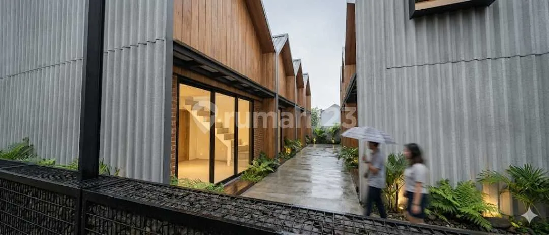 1 Bedroom Mezzanine House Fully Furnished - Denpasar - Image 1 of 4