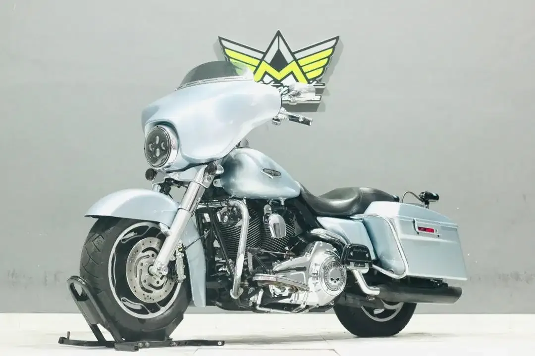 Harley davidson street Glide mulus Ultra Classic Dyna Fatboy Ducati - Image 2 of 4