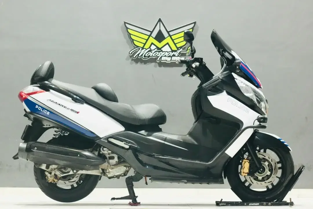 Sym Maxsym 400i mulus Xmax Forza piaggio Mp3 - Image 1 of 4