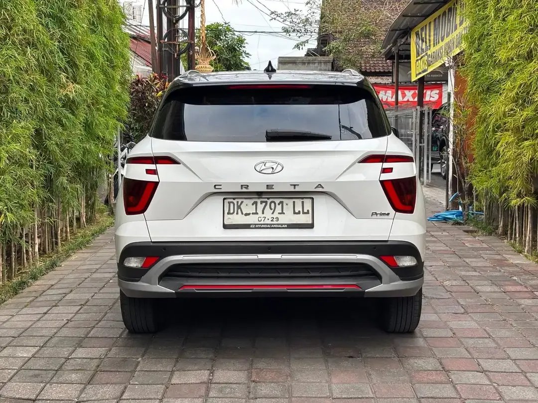 Hyundai Creta Prime AT 2023 Two Tone Putih - Image 5 of 10