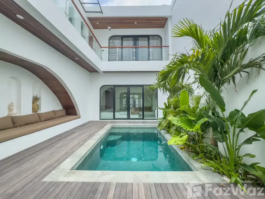 2 Bedroom Villa for sale in Kerobokan, Bali - Image 1 of 10