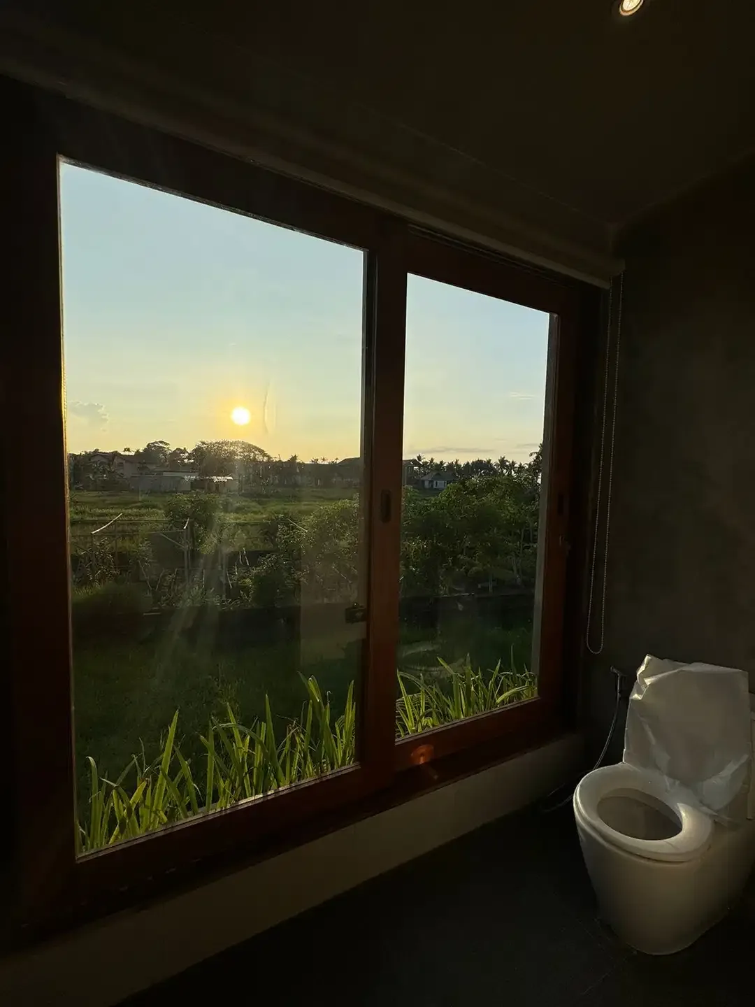 DIJUAL VILLA DI CEMAGI DEKAT PANTAI KUTA UTARA - Image 4 of 7