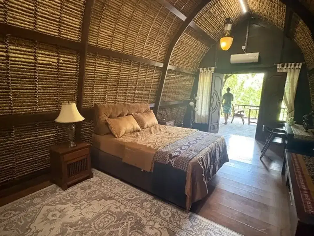 Villa Nyaman 3 Kamar Tidur dengan Private Pool Dijual di Ungasan - Image 2 of 5