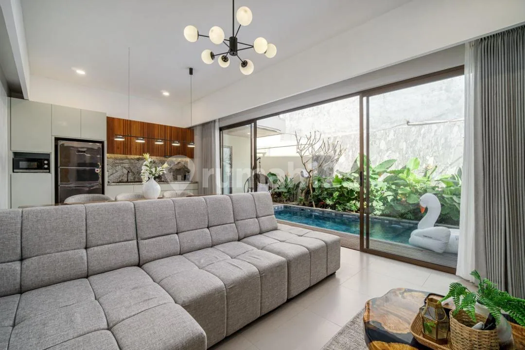 Brand New Luxury 2Br Villa In Seminyak Near Potato Head - Image 2 of 4
