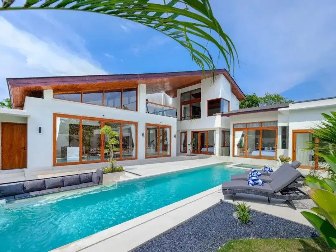 Villa 2 unit pantai berawa canggu - Image 1 of 10
