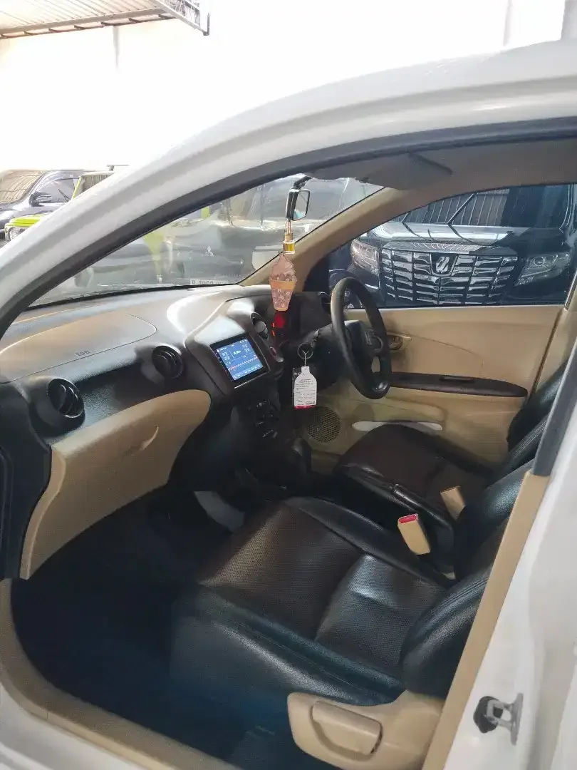 HONDA BRIO S MATIC 1.3 CC Asli Bali Siap pakai istimewa - Image 5 of 8