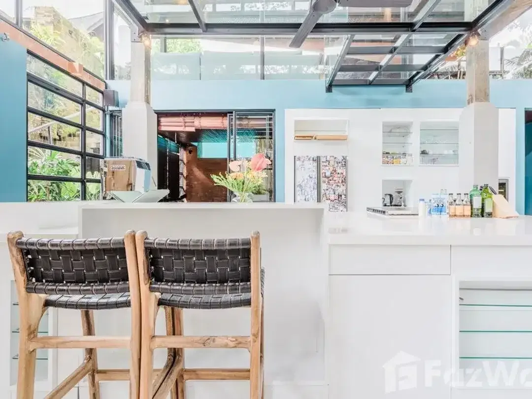 3 Bedroom Villa for sale in Ginyar, Bali - Image 8 of 10