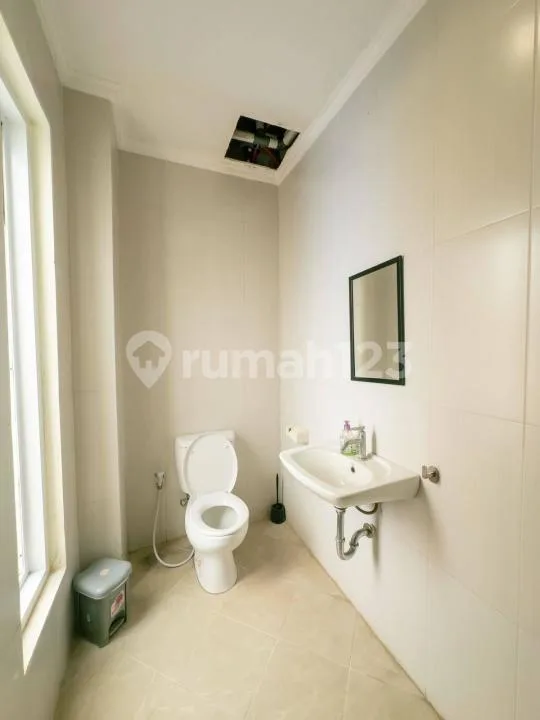 Rumah 2 Lantai di Jl. Padang Salak - Sanur, Denpasar Selatan, Bali - Image 2 of 4