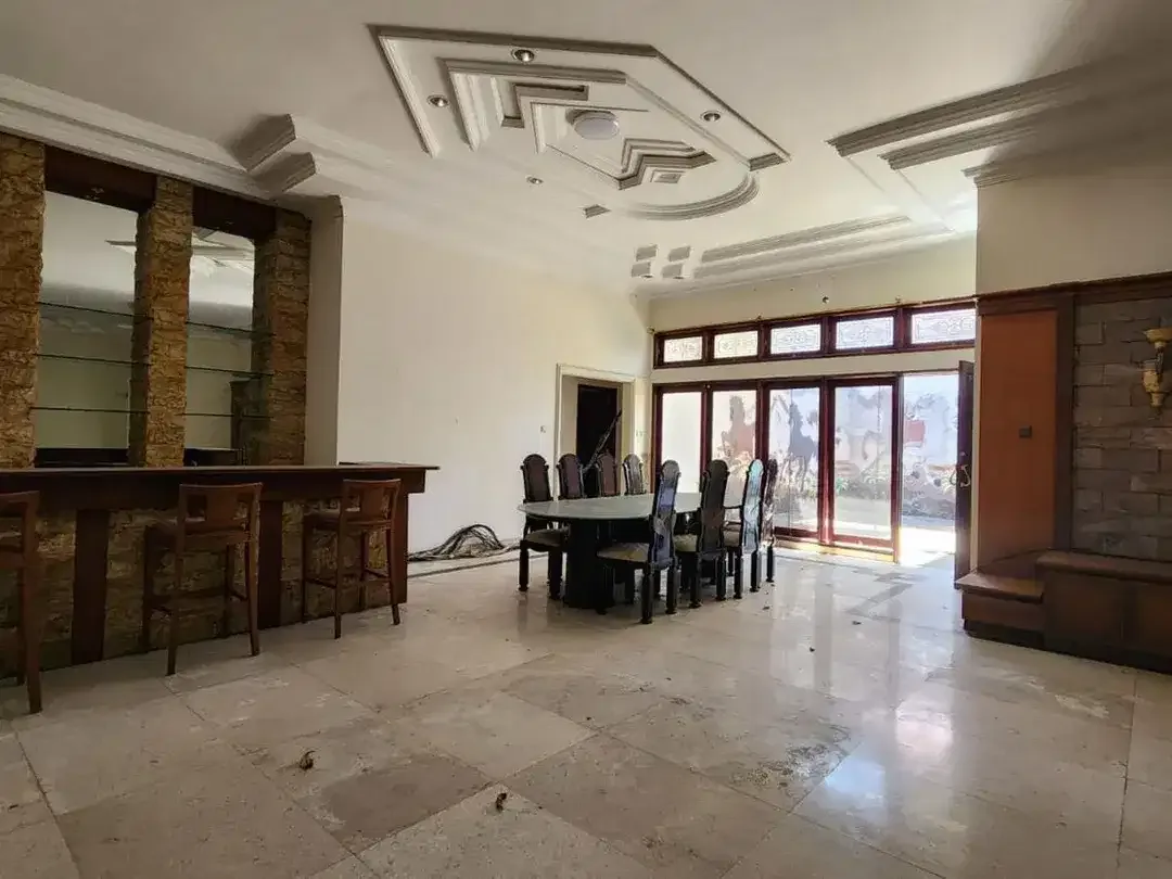 Gedung komersial strategis di kawasan Cokroaminoto, dijual/disewakan. - Image 6 of 8