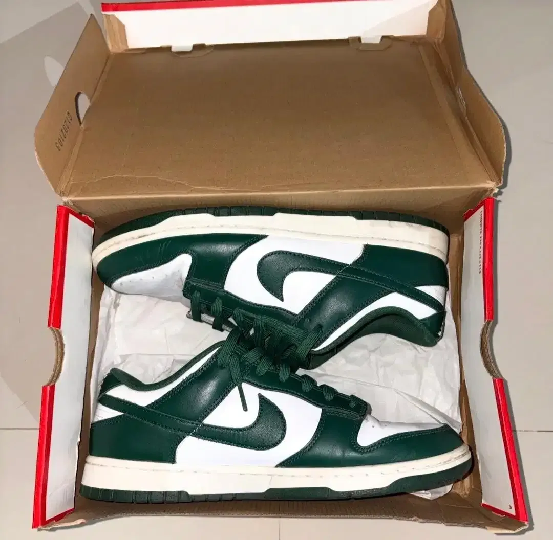 Nike Dunk Low Spartan Green - Image 2 of 7
