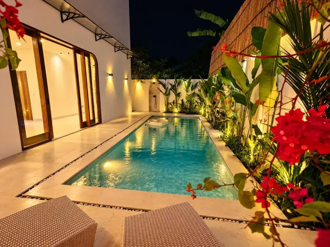 Villa Cantik di Jimbaran,Furnish,Daerah Stategis,Dkt Tol,Pantai - Image 2 of 10