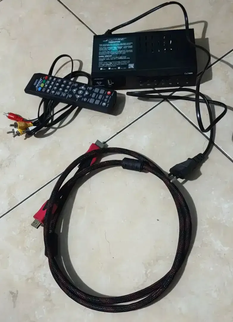 STB Noise Diamond DVB-T2 Bekas Original + Remote + Kabel HDMISiapPakai - Image 2 of 3