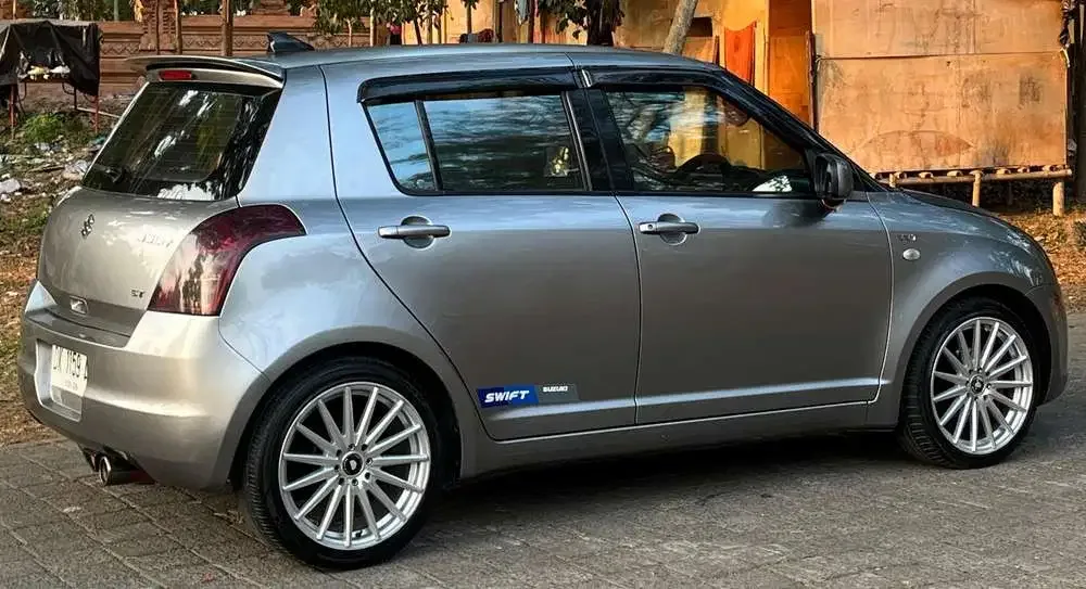 Suzuki Swift 2008 Bensin - Image 7 of 8