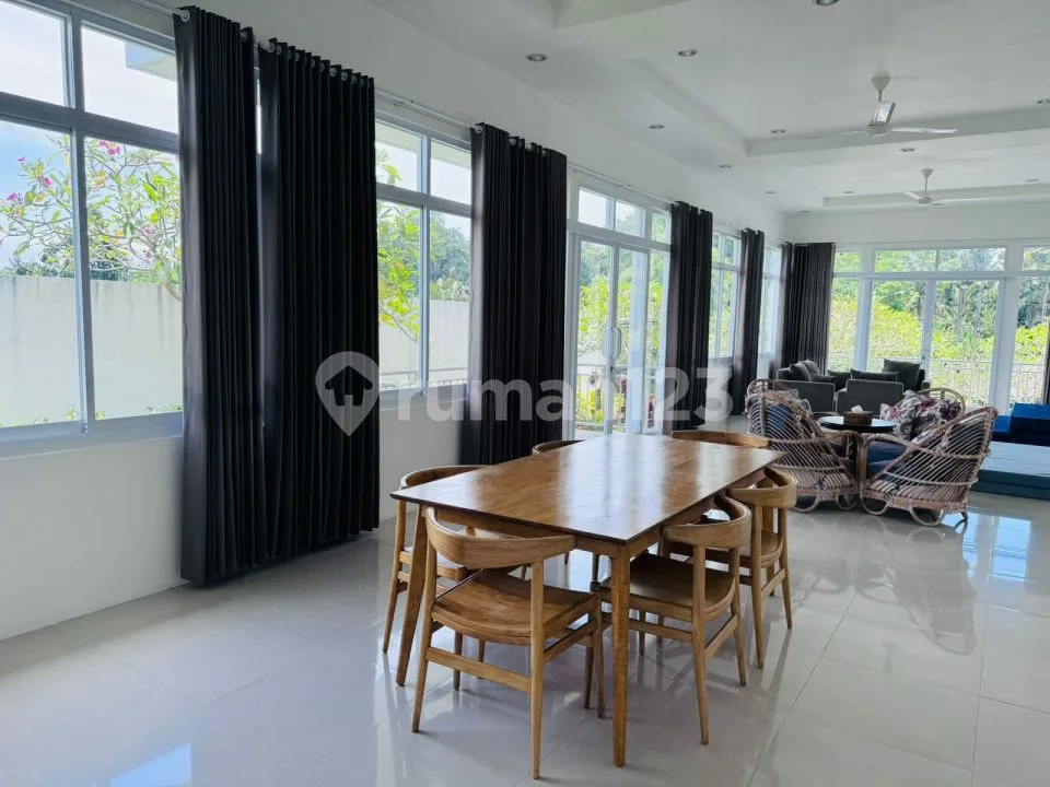 Disewakan Rumah dengan Kolam Renang Area Denpasar Utara - Image 4 of 4