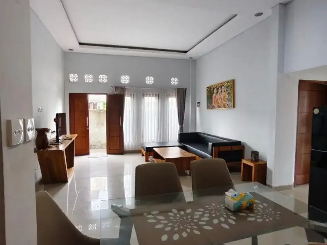 Rumah 4 Kamar Siap Huni Disewakan di Area Ungasan Jimbaran - Image 4 of 6