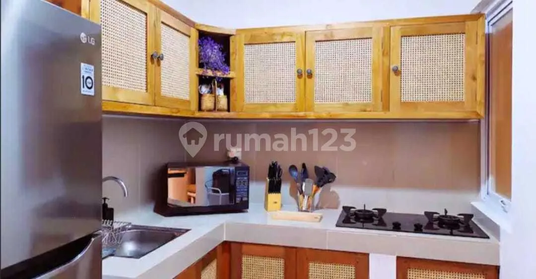 Villa 2 Lantai Full Furnished Siap Huni Lokasi Strategis - Image 4 of 4