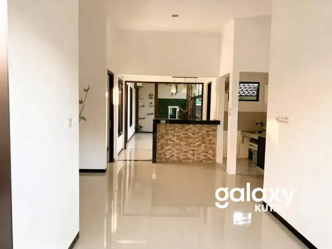 DIJUAL RUMAH DENGAN ONE GATE SYSTEM DI TAMAN GRIYA JIMBARAN BADUNG - Image 5 of 10