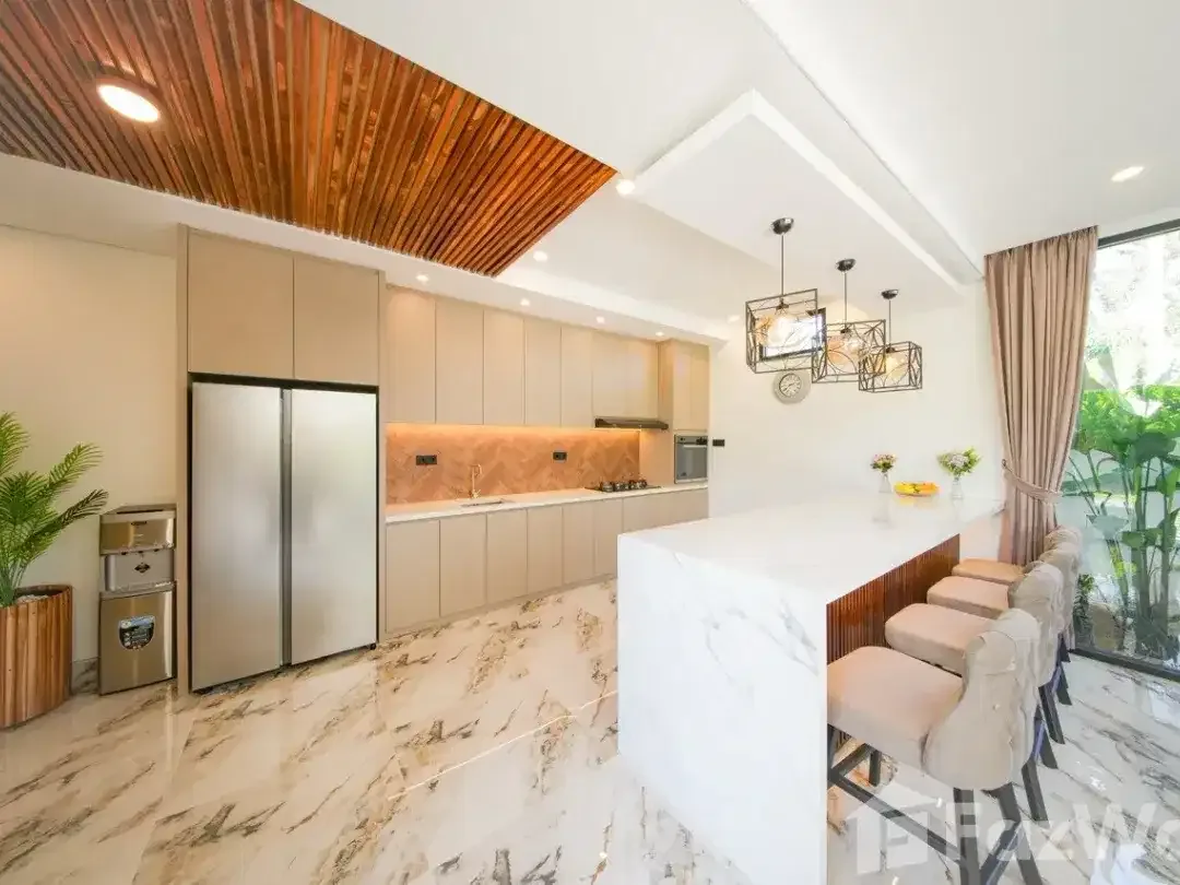 5 Bedroom Villa for sale in Tampak Siring, Bali - Image 4 of 10
