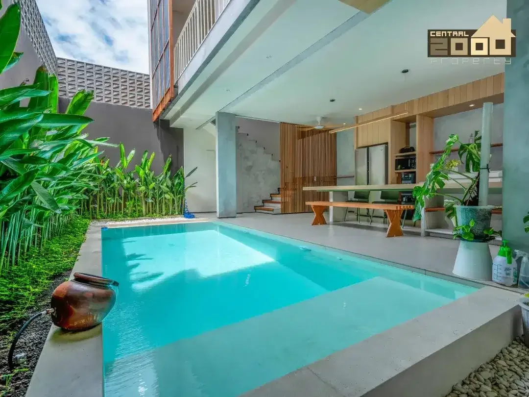 Exclusive Canggu Villa, Minutes to Beaches & Lifestyle Spots - Image 2 of 10