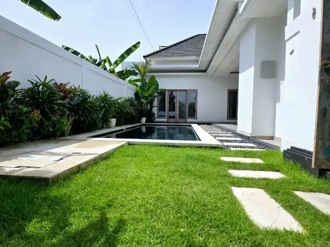 ID:H-34 Disewakan Villa Canggu Kuta Utara Bali Dekat Pererenan - Image 2 of 10