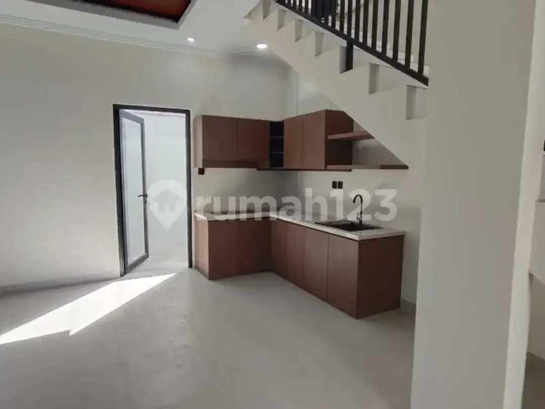 Dijual Rumah Baru Modern Tropis di Mumbul Indah - Image 3 of 10