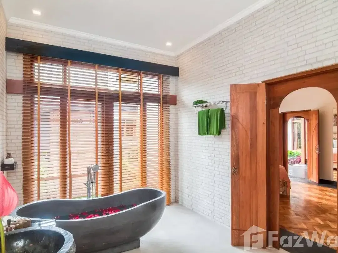 4 Bedroom Villa for sale in Ubud, Bali - Image 6 of 7