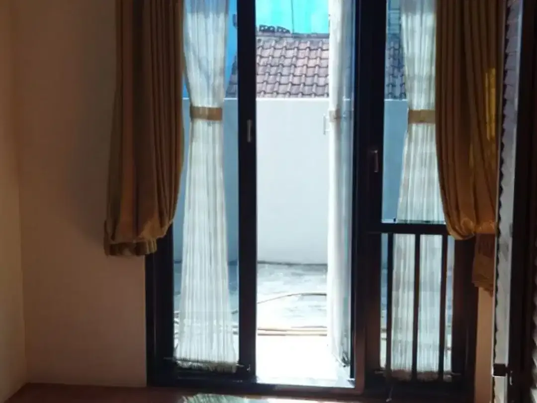 DIJUAL RUMAH 2 LANTAI GATSU BARAT - Image 7 of 10