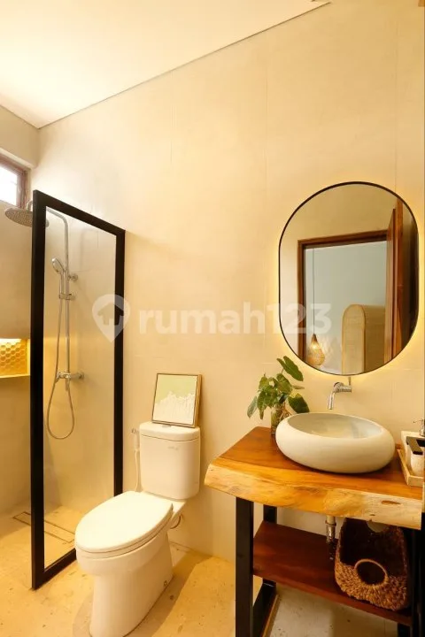 Brand New 3 Bedroom Villa 208M2 In Taman Grya Jimbaran Bali - Image 4 of 4