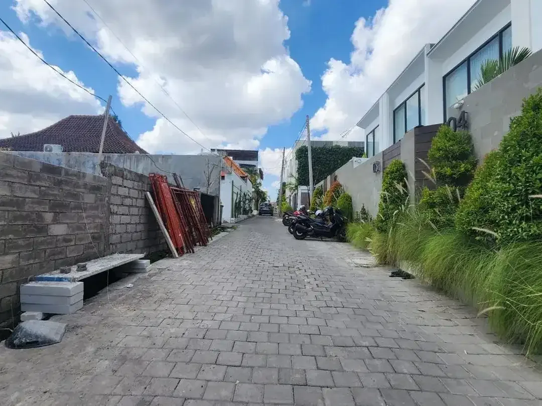 Tanah Dijual di Pusat Canggu – Lokasi Premium & Langka. - Image 2 of 3