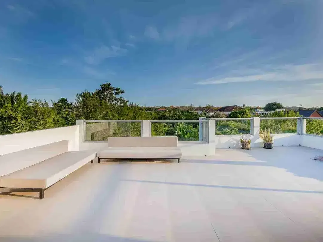3 Bedrooms Villa With Rooftop In Jimbaran - Image 8 of 10