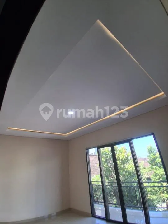 Rumah Baru Minimalis Antasura Punduh Kulit Peguyangan Denpasar - Image 3 of 4