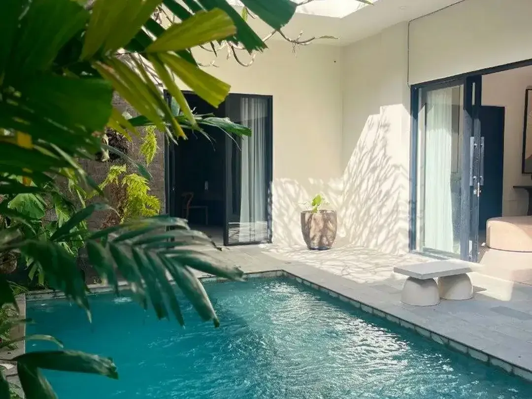 Villa 3 Bedroom Full Furnished Siap Huni Dijual, Area Seminyak - Image 9 of 10