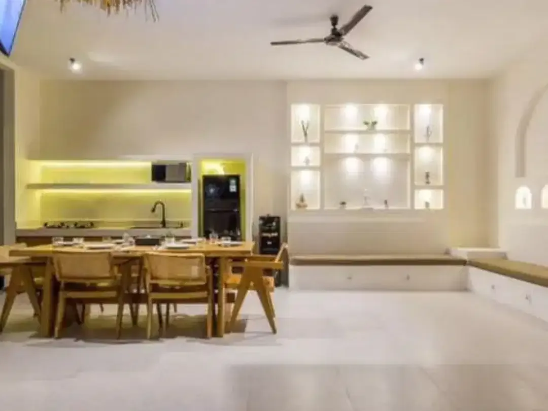 VILLA RAYA TIBUBENENG SANGAT BAGUS BUAT INVESTASI CANGGU BADUNG, BALI - Image 3 of 8