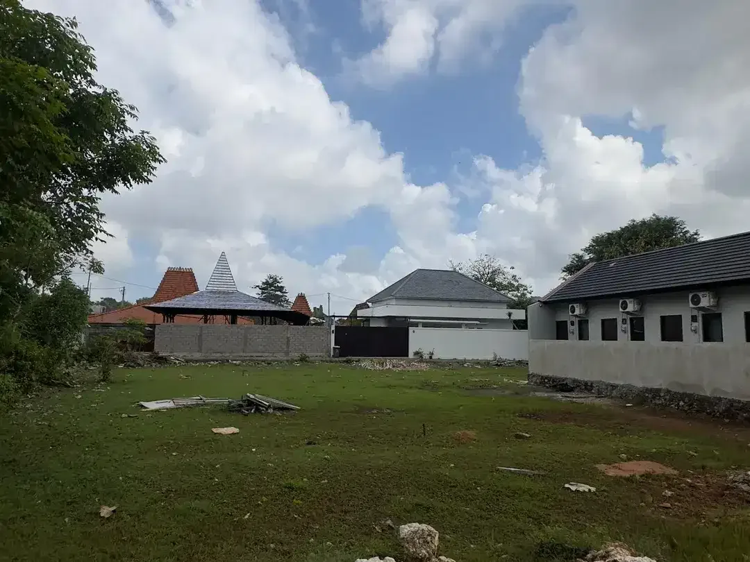 Dijual Tanah 300m2 Posisi Hook Lokasi Gg LoveBird Melangkaja - Image 7 of 8